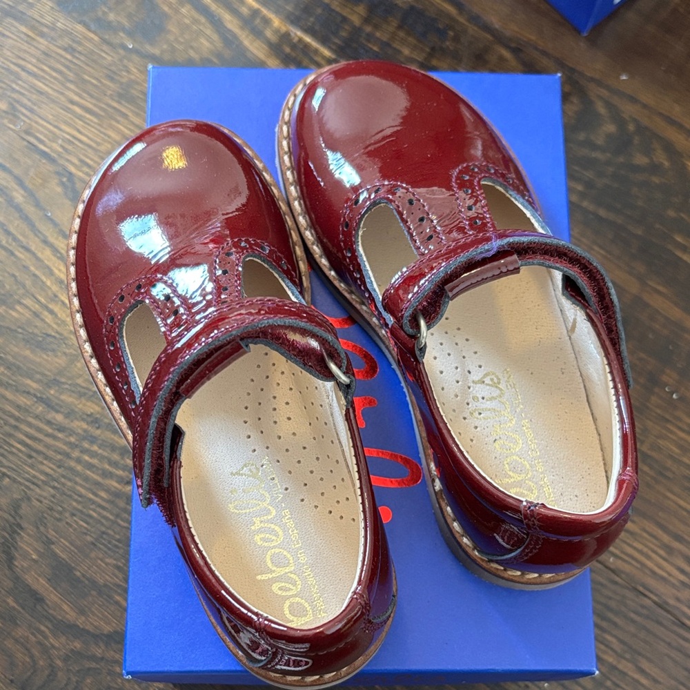 Beberlis Girls Burgundy Mary Jane Shoes size 26